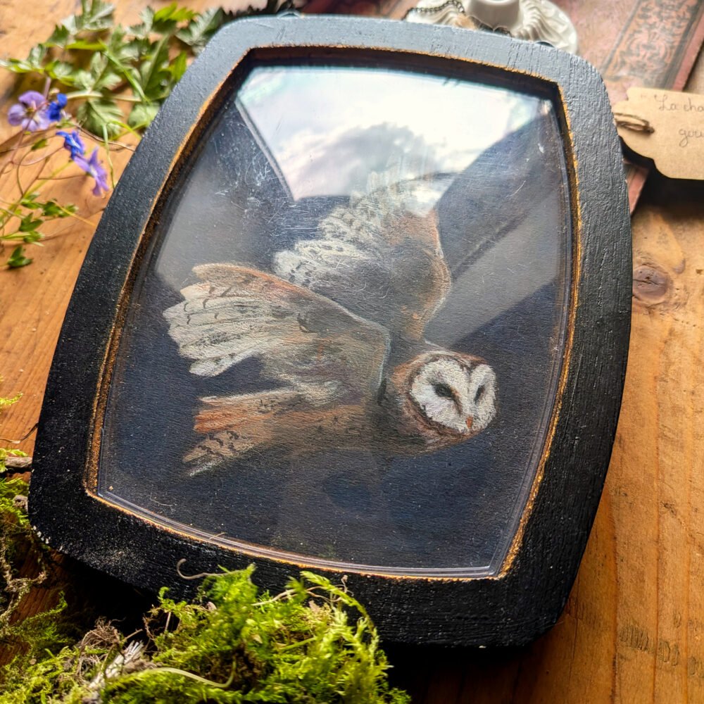 « La chasseresse » – gouache d&rsquo;une chouette en vol